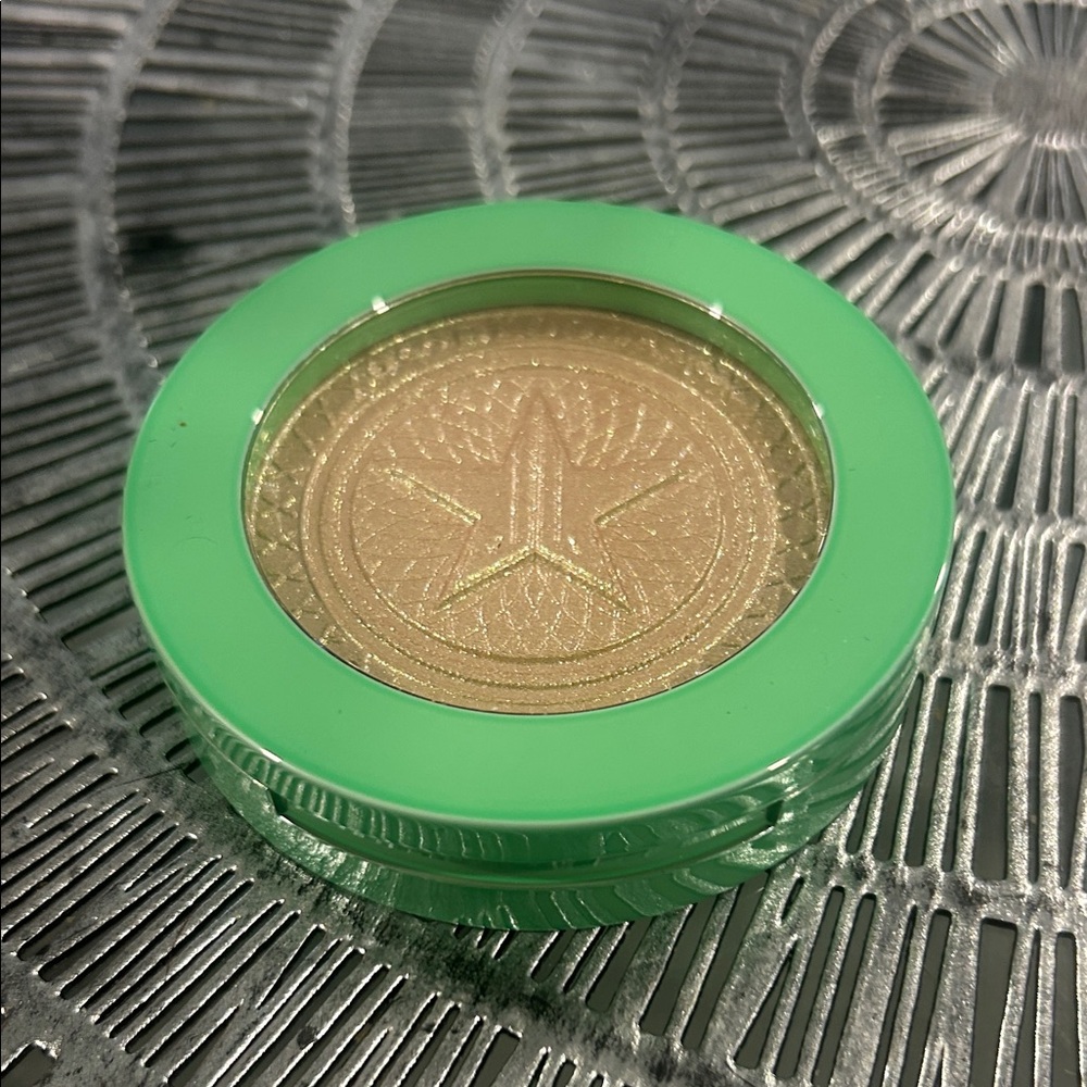 JEFFREE Star extreme frost cold hard cash highlighter NWOB RARE FIND